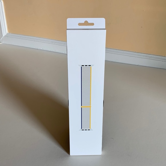 Apple Watch 44 mm Sea Salt Sport Loop - Picture 4 of 10